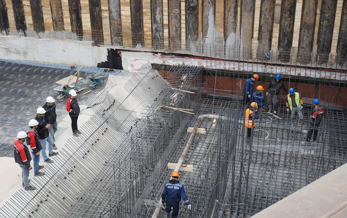 Фундамент успеха: в премиальном бизнес-центре AIR залит первый куб бетона